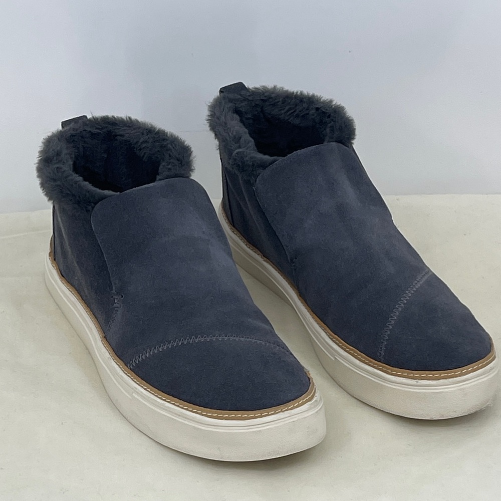 TOMS PAXTON WOMENS SIZE 10 GRAY Suede Fur-Lined BOOTIES SNEAKER